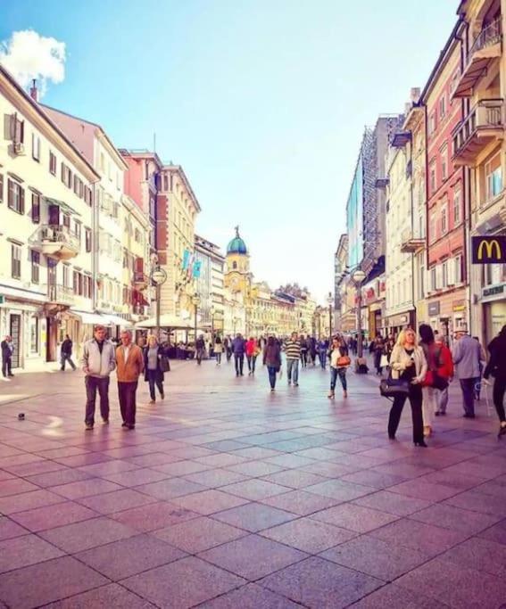 Apartman Julija 1 Fiume Kültér fotó